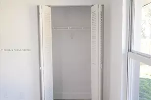 563 Presque Isle Dr, Port Charlotte, FL 33954 - Photo 35