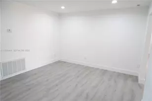 563 Presque Isle Dr, Port Charlotte, FL 33954 - Photo 49