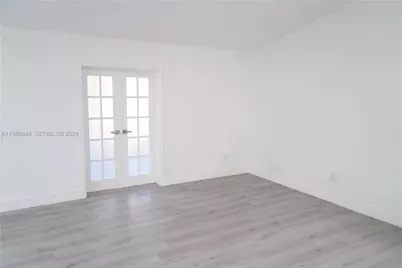 563 Presque Isle Dr, Port Charlotte, FL 33954 - Photo 15