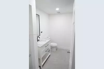 563 Presque Isle Dr, Port Charlotte, FL 33954 - Photo 37