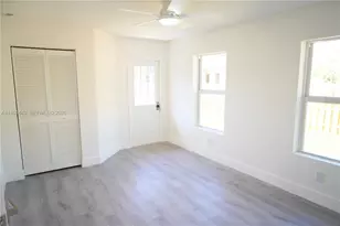 563 Presque Isle Dr, Port Charlotte, FL 33954 - Photo 19