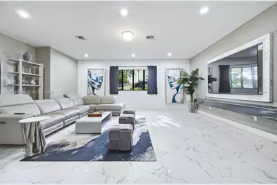 2201 SW 115th Ter, Davie, FL 33325 - Photo 21