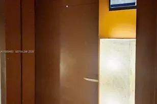 6801 Collins Ave, Miami Beach, FL 33141 - Photo 25