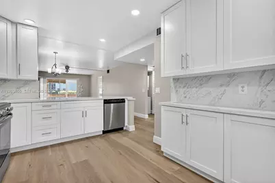 12500 SW 5th Ct #109M, Pembroke Pines, FL 33027 - Photo 3