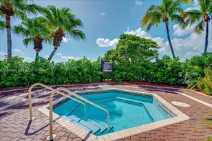 2570 SE 7th Pl, Homestead, FL 33033 - Photo 43