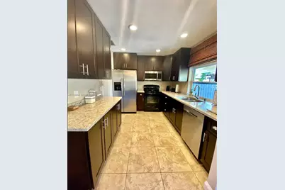 9321 NW 14th St, Pembroke Pines, FL 33024 - Photo 11