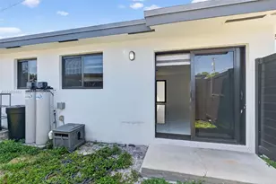 2490 NW 44th St, Miami, FL 33142 - Photo 29