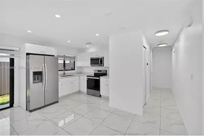 2490 NW 44th St #2490, Miami, FL 33142 - Photo 11