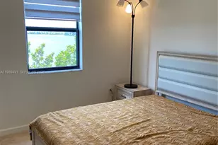 20548 NE 5th Pl, Miami, FL 33179 - Photo 15