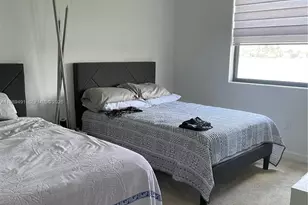 20548 NE 5th Pl, Miami, FL 33179 - Photo 3