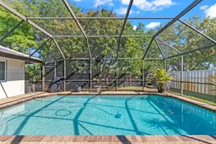 10823 NW 7th St, Coral Springs, FL 33071 - Photo 29