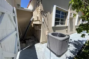 3300-3302 SW 10th St, Miami, FL 33135 - Photo 19
