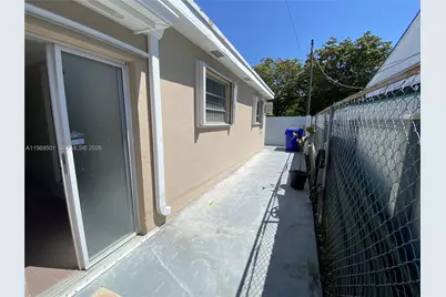 3300-3302 SW 10th St, Miami, FL 33135 - Photo 17