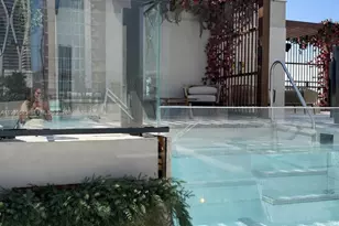 20 NE 11th St, Miami, FL 33132 - Photo 3