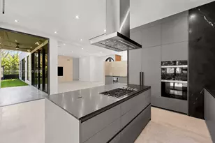 5975 SW 62nd St, South Miami, FL 33143 - Photo 9