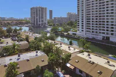 2619 S Parkview Dr, Hallandale Beach, FL 33009 - Photo 21