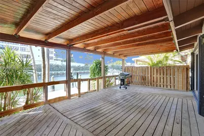 2619 S Parkview Dr, Hallandale Beach, FL 33009 - Photo 15