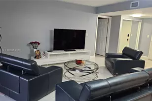 11111 Biscayne Blvd, Miami, FL 33181 - Photo 5