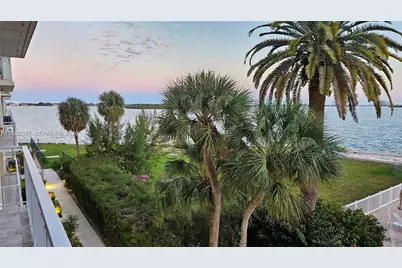 11111 Biscayne Blvd #3F, Miami, FL 33181 - Photo 17