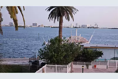 11111 Biscayne Blvd #3F, Miami, FL 33181 - Photo 21