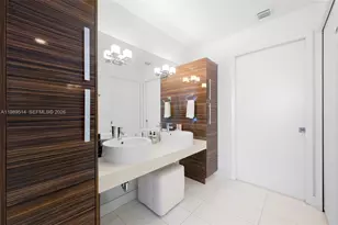 2020 N Bayshore Dr, Miami, FL 33137 - Photo 17
