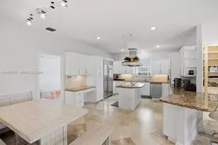 8179 Lakeview Dr, West Palm Beach, FL 33412 - Photo 5