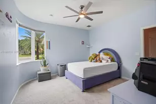 8179 Lakeview Dr, West Palm Beach, FL 33412 - Photo 9