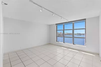 19101 NE 36th Ct #2405, Aventura, FL 33180 - Photo 17