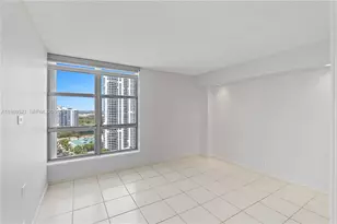 19101 NE 36th Ct, Aventura, FL 33180 - Photo 25