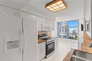 19101 NE 36th Ct, Aventura, FL 33180 - Photo 15