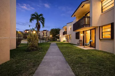 3581 SW 117th Ave #5-308, Miami, FL 33175 - Photo 1