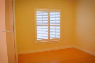 7048 SW 83rd Ct, Miami, FL 33143 - Photo 7