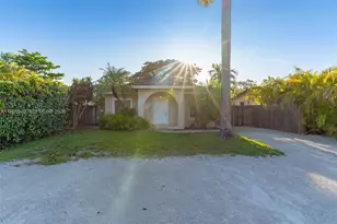 7048 SW 83rd Ct, Miami, FL 33143 - Photo 1
