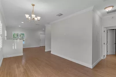 7048 SW 83rd Ct, Miami, FL 33143 - Photo 15