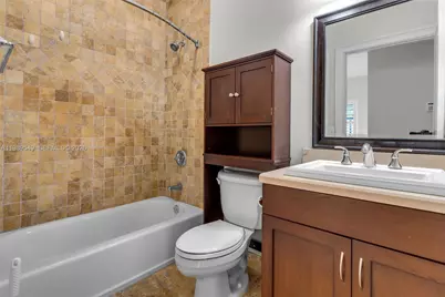 7048 SW 83rd Ct, Miami, FL 33143 - Photo 11