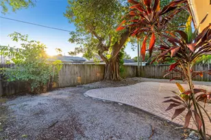 7048 SW 83rd Ct, Miami, FL 33143 - Photo 25