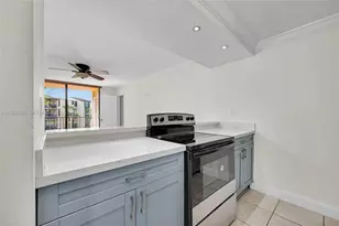 14601 N Kendall Dr, Miami, FL 33186 - Photo 3