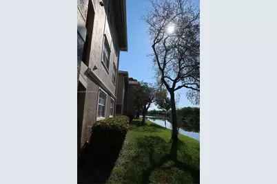 11650 SW 2nd St #16102, Pembroke Pines, FL 33025 - Photo 35