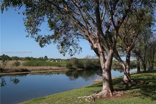 11650 SW 2nd St, Pembroke Pines, FL 33025 - Photo 29