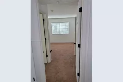 11650 SW 2nd St #16102, Pembroke Pines, FL 33025 - Photo 15