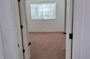 11650 SW 2nd St, Pembroke Pines, FL 33025 - Photo 15