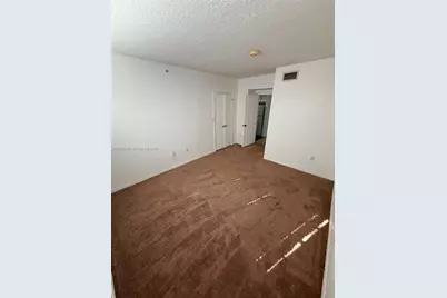 11650 SW 2nd St #16102, Pembroke Pines, FL 33025 - Photo 17