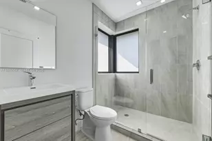 4150 S Oak Pl, Dania Beach, FL 33314 - Photo 23