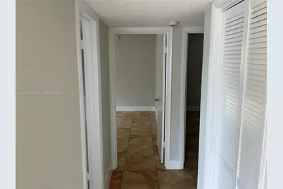 2079 NE 167th St #5, North Miami Beach, FL 33162 - Photo 3