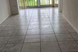 9405 W Flagler St, Miami, FL 33174 - Photo 17