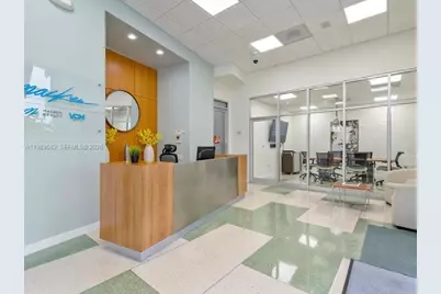 2404 Hollywood Blvd, Hollywood, FL 33020 - Photo 1