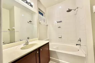 11403 NW 89th St, Doral, FL 33178 - Photo 33