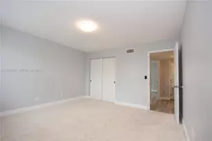 4801 Grapevine Wy, Davie, FL 33331 - Photo 19