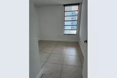 9686 Fontainebleau Blvd #301, Miami, FL 33172 - Photo 9