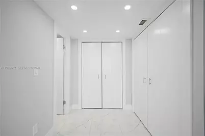 18601 NE 14th Ave #111, Miami, FL 33179 - Photo 23